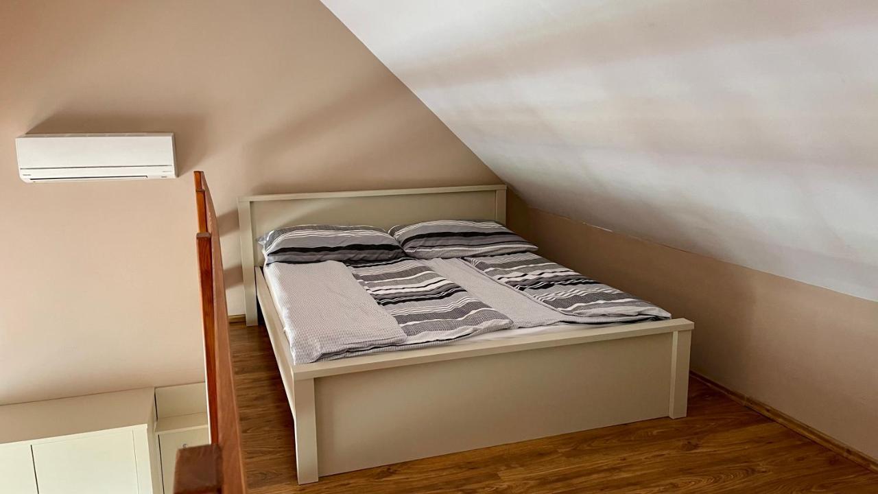 Gyula Vár Prémium Apartman Extérieur photo